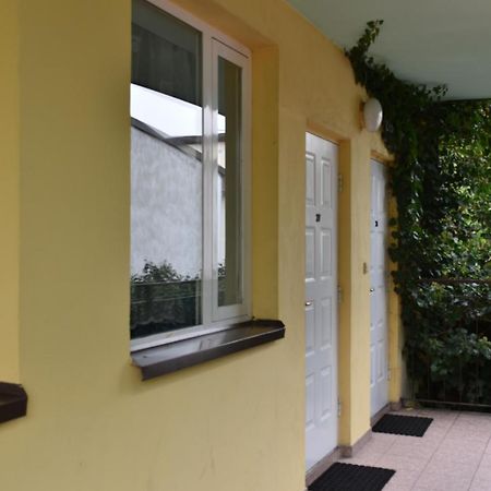 Hostel Malva Lomianki Ngoại thất bức ảnh