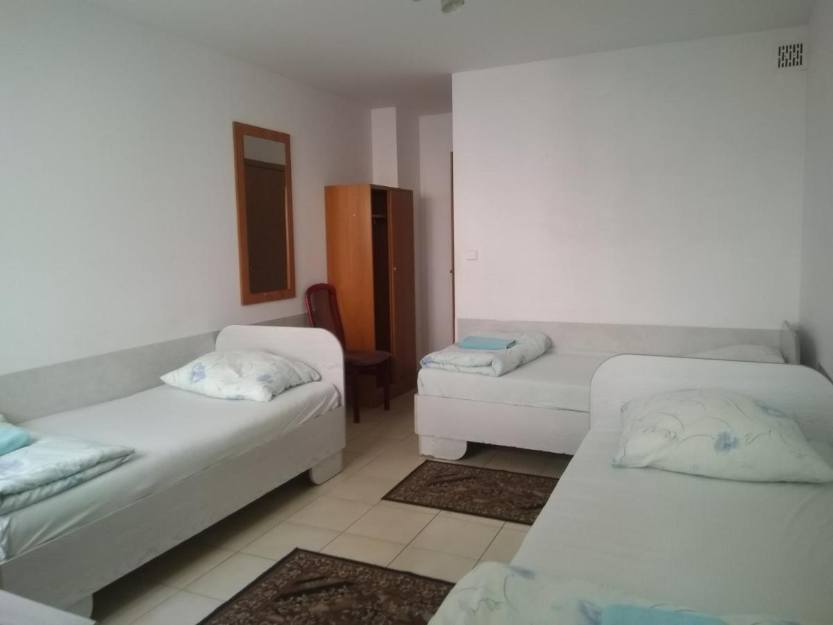 Hostel Malva Lomianki Ngoại thất bức ảnh